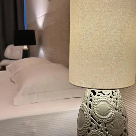 Living 43 - By Palazzo Gozzi B&B *